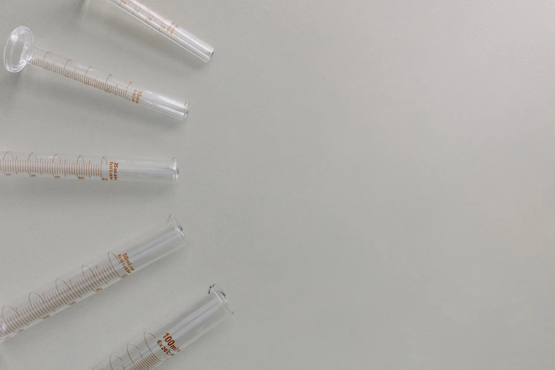 影视工作室背景布选购指南:材质与尺寸对拍摄效果的影响